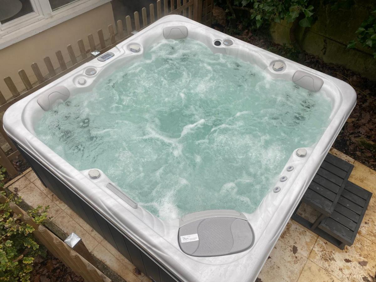 Maison Avec Jardin Et Jacuzzi Proche Polytechnique Палезо Экстерьер фото